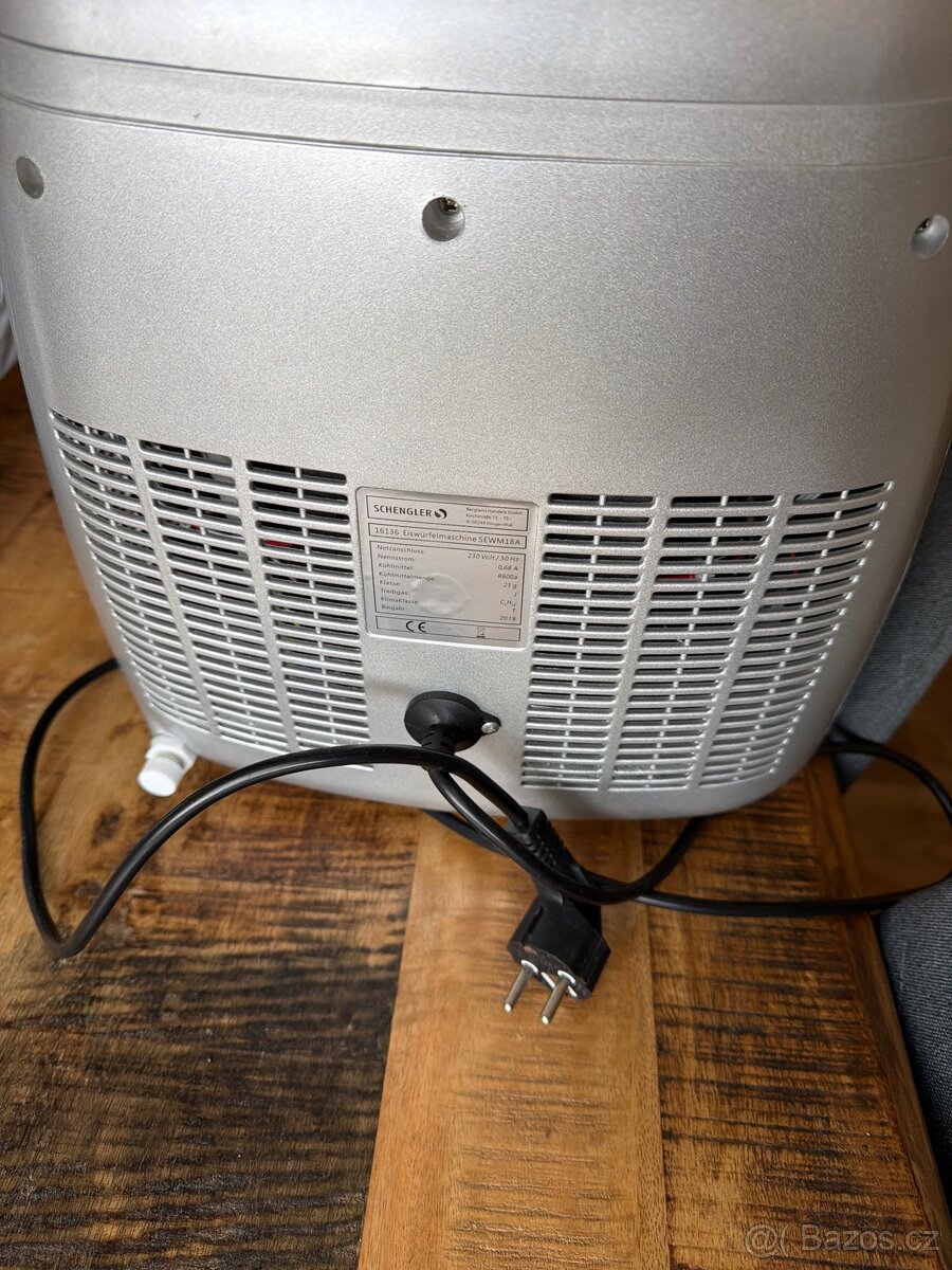 Výrobník ledu Schengler - 3