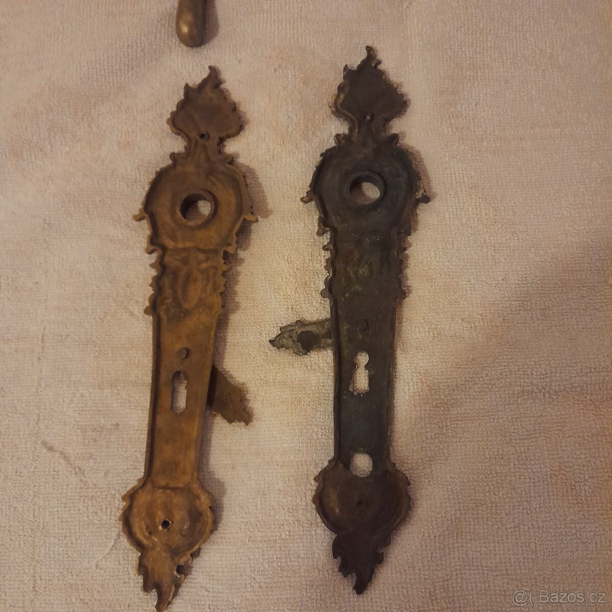 Staré mosazné zámky - 3