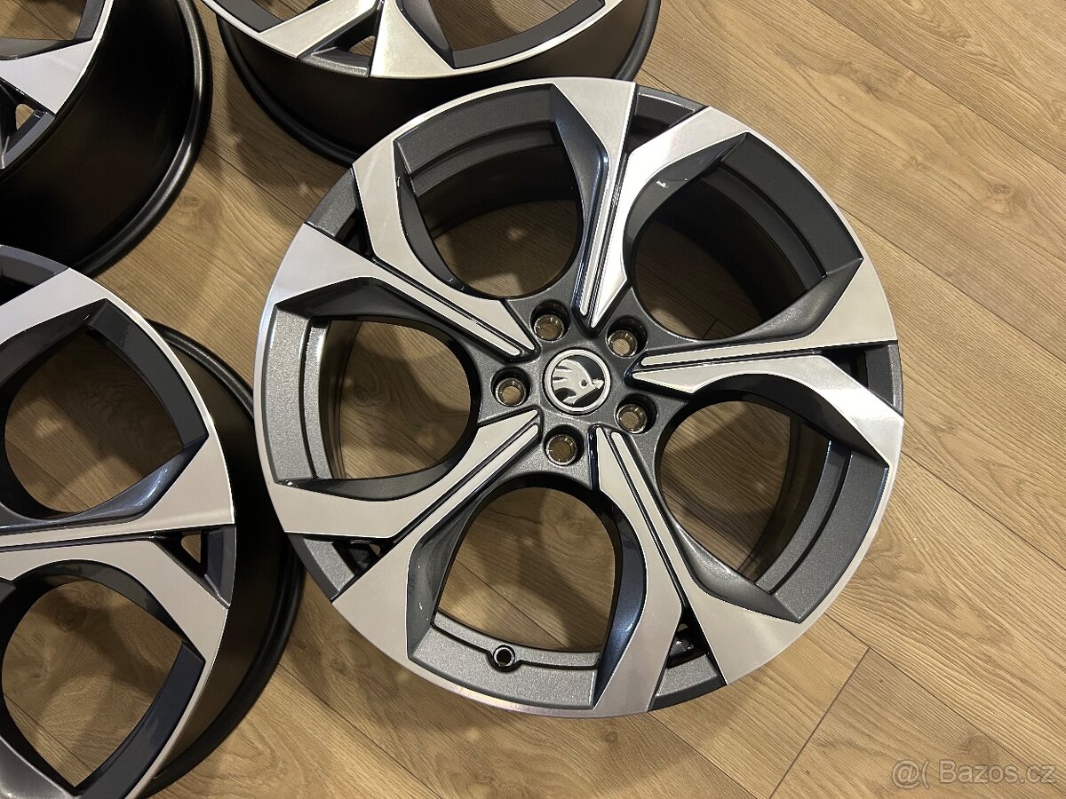 Originální alu kola R19 Škoda Octavia RS - 3