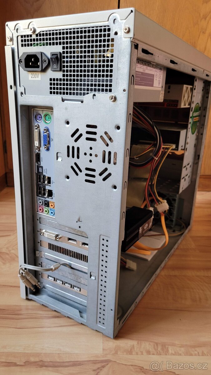 Prodám starší tichý PC midi tower + monitor LCD HP 17" - 3