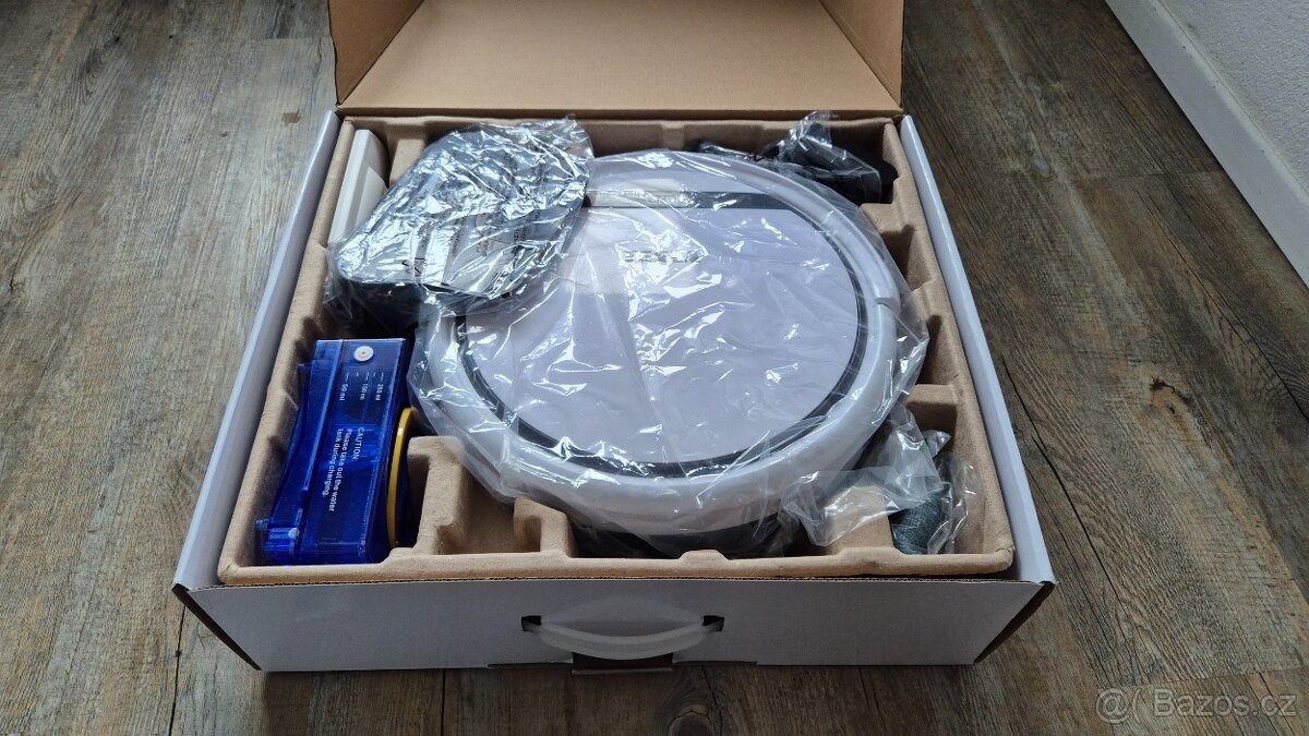 TESLA RoboStar T40 - robotický vysavač KOMPLET - 3