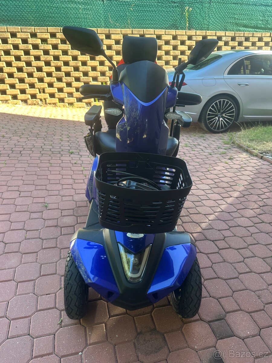 Elektricky invalidní vozik - 3