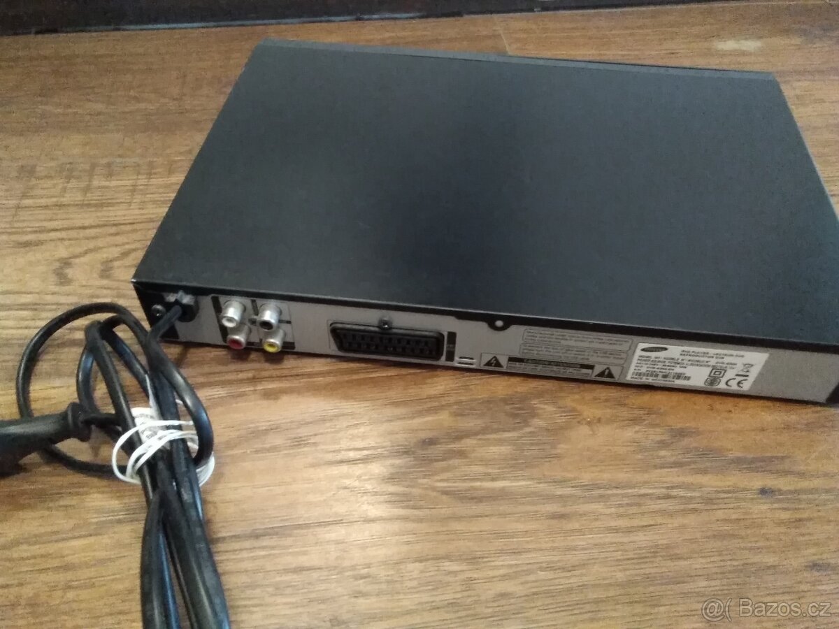 DVD přehrávač s USB - 3