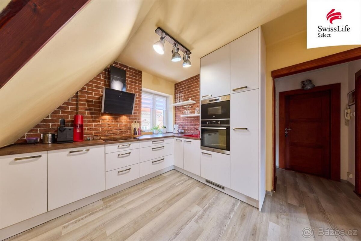 Prodej bytu 3+1 98 m2 Žižkova, Trutnov - 3