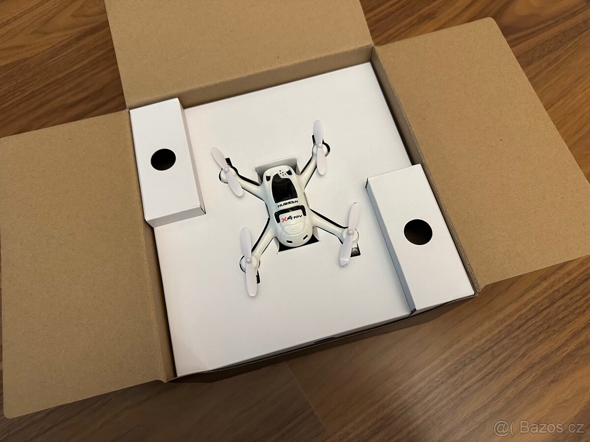Dron Hubsan H107D+ X4 FPV Plus NOVÝ - 3
