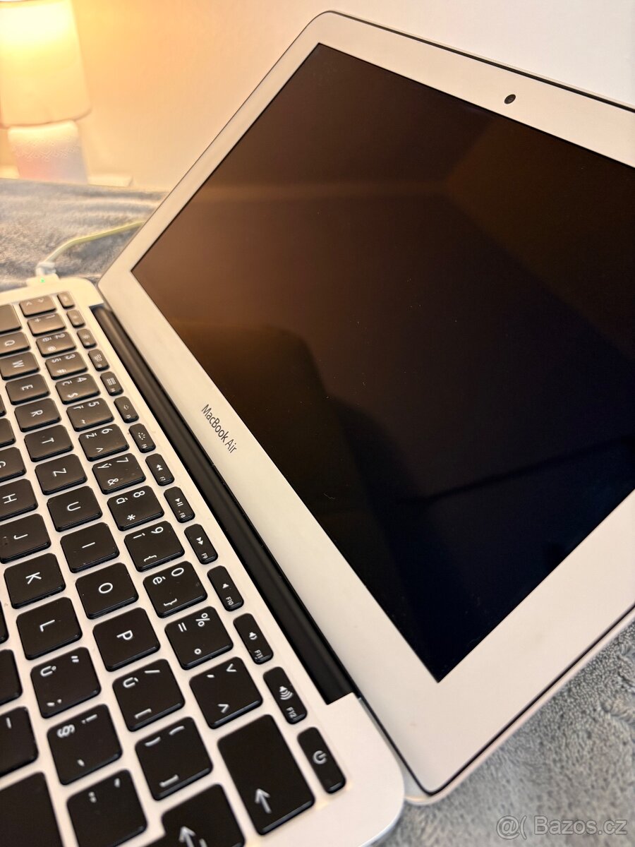 Macbook Air - 3