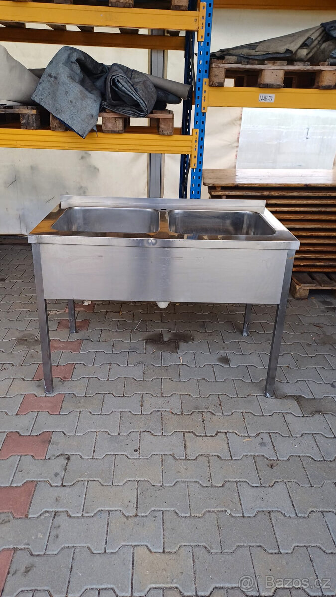 Nerezové dřezy - 3