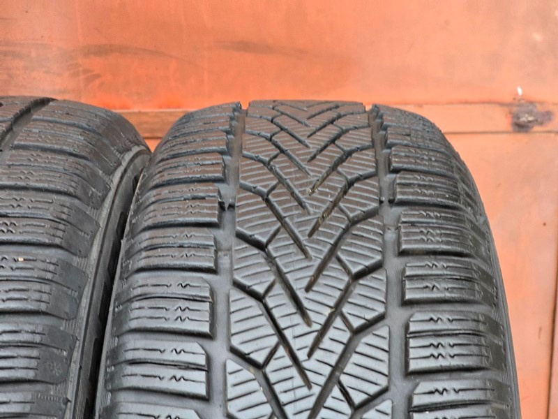 Zimní Semperit 195/65/15 - 3
