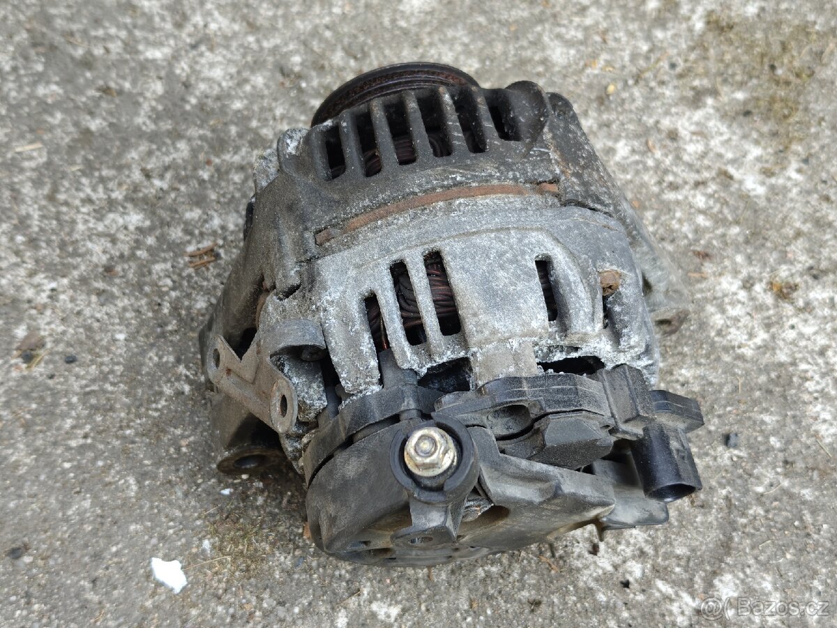 Honda Accord 2.0 - Alternátor - 3