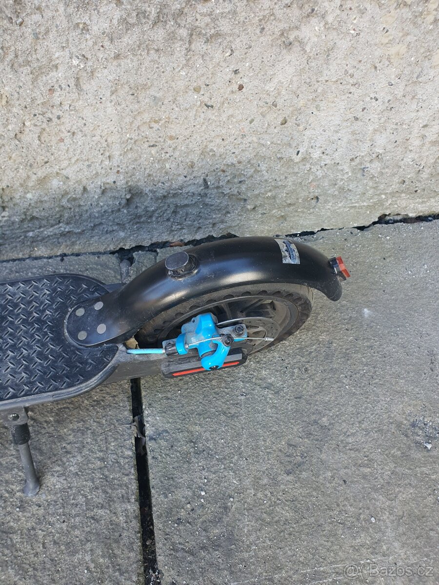 Elektrokoloběžka URBIS U5.1 - 3