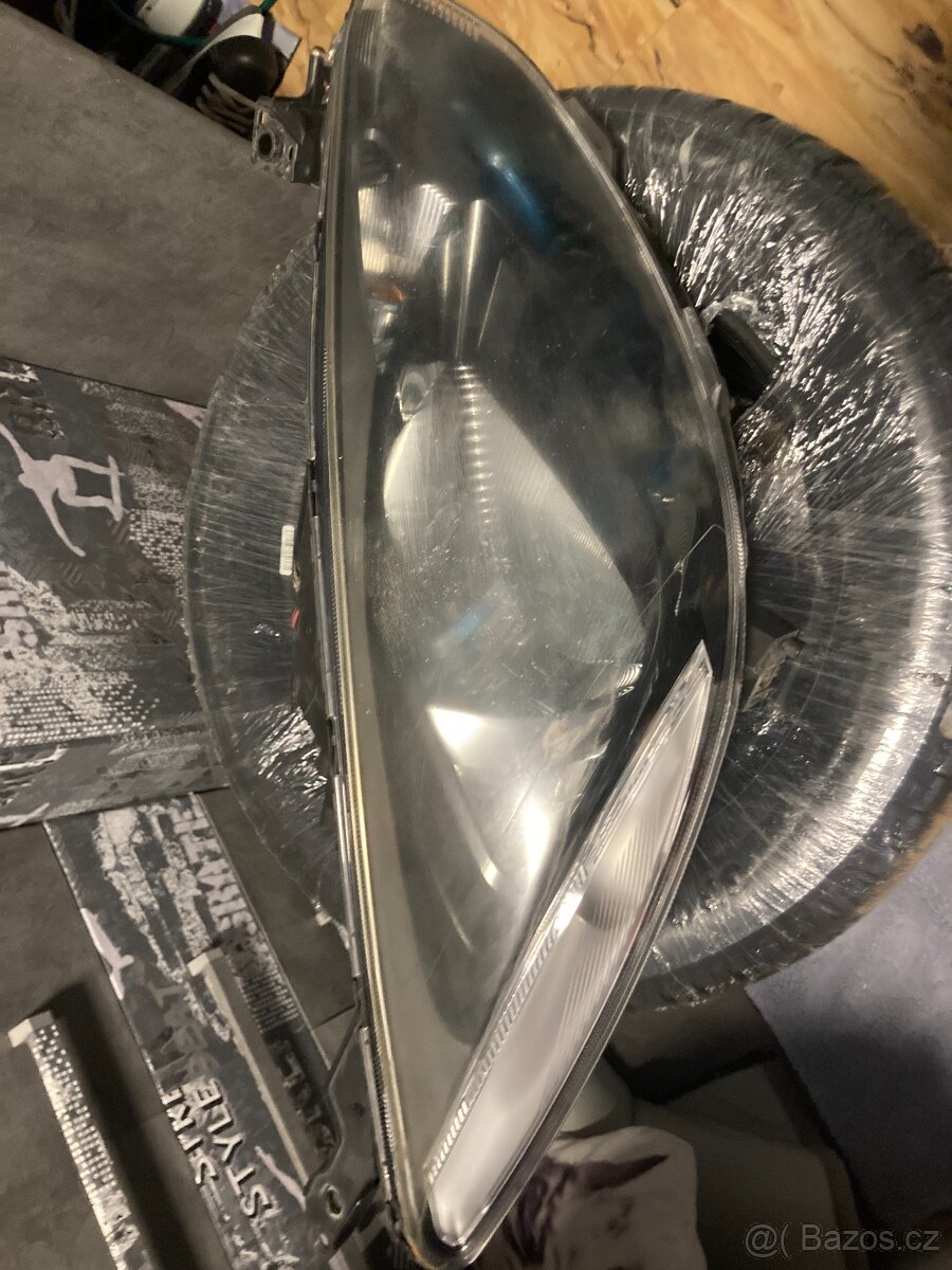 prední lampy mazda 2 DE 2010 - 3