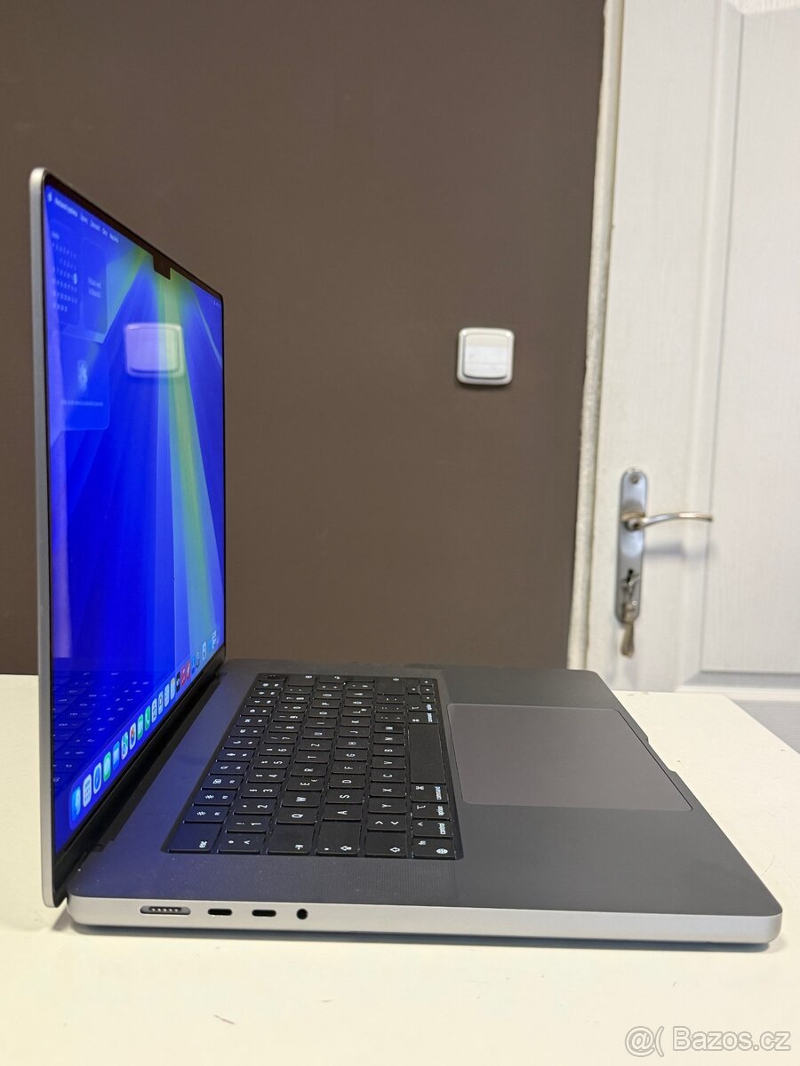 MacBook PRO 16” M1 PRO - 3