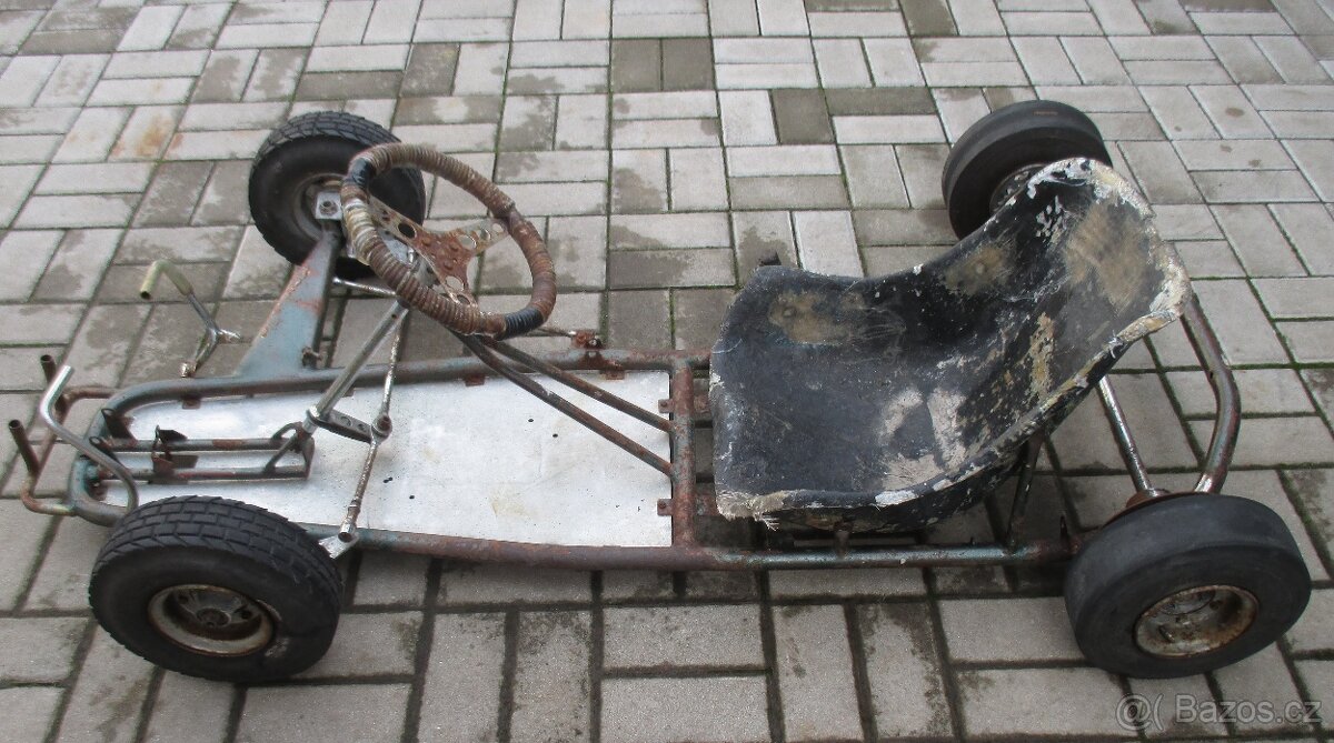 Dobová závodní motokára čz jawa pionýr ficht babeta sachs ND