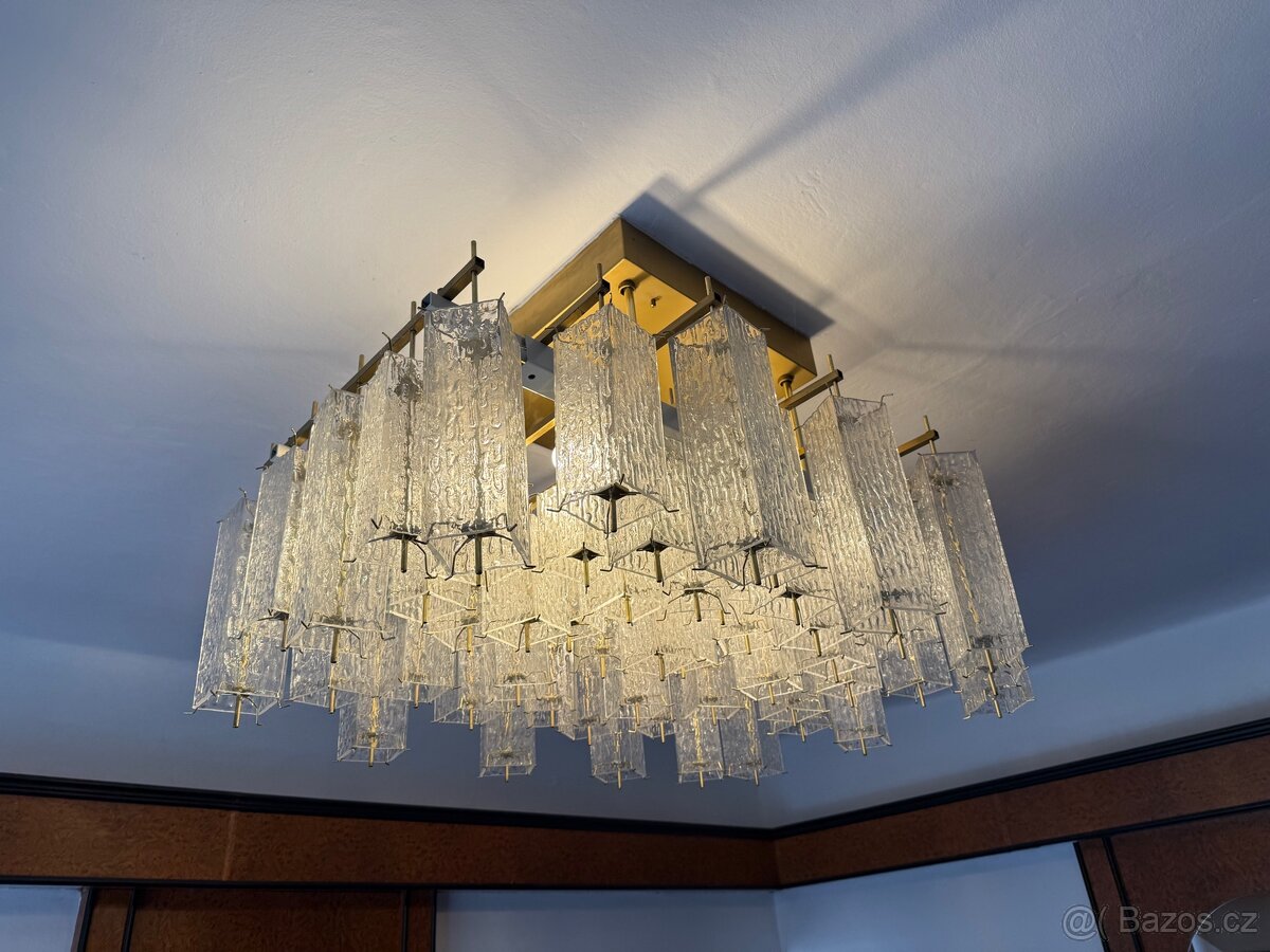Skleněný lustr - 3