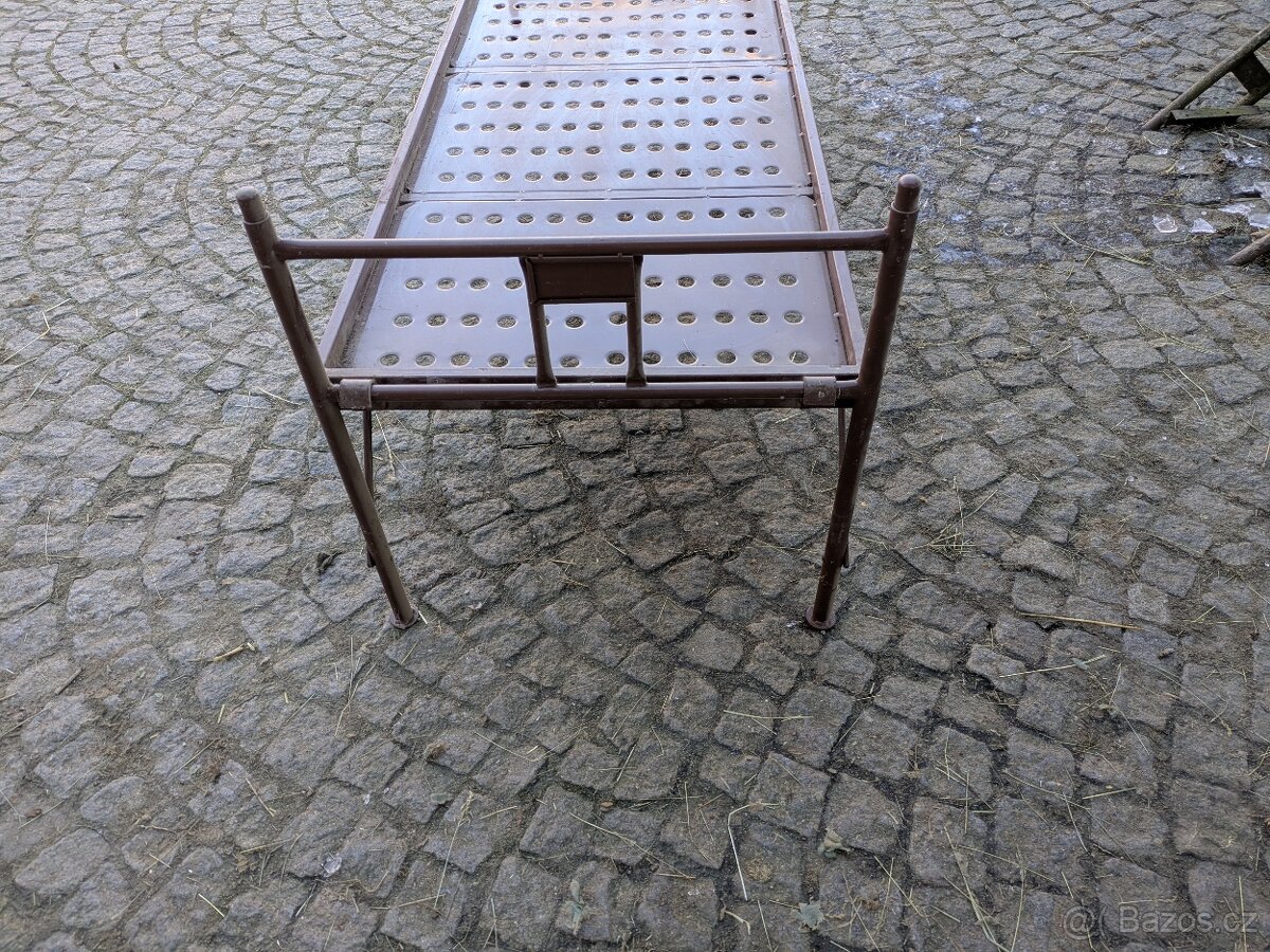 vojenská postel - 3