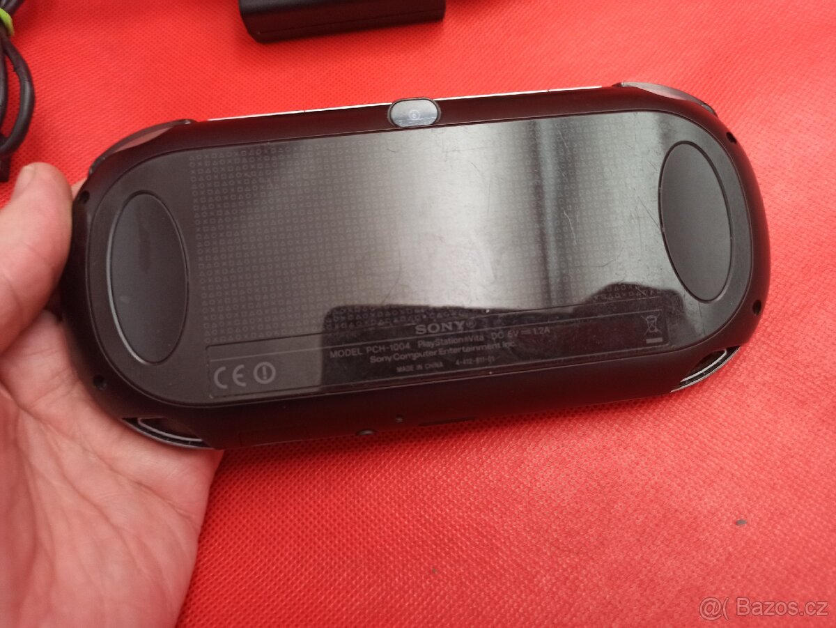 Sony PS PlayStation Vita OLED + Hra - 3