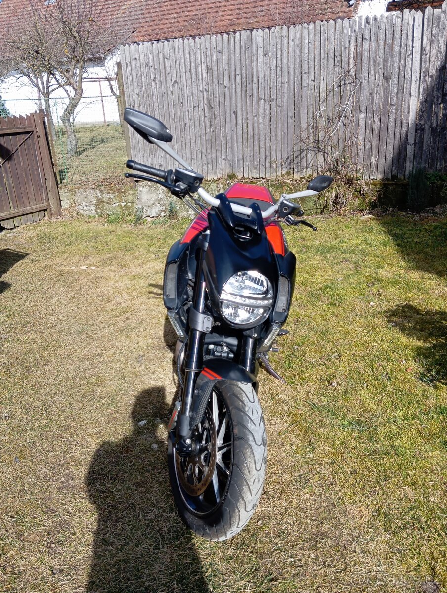 Ducati Diavel - 3