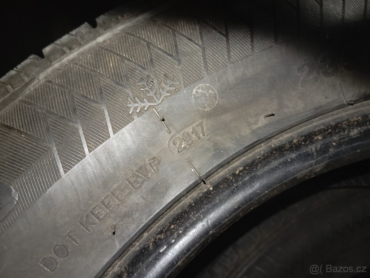 Zimní pneu 235/60/18 - 3