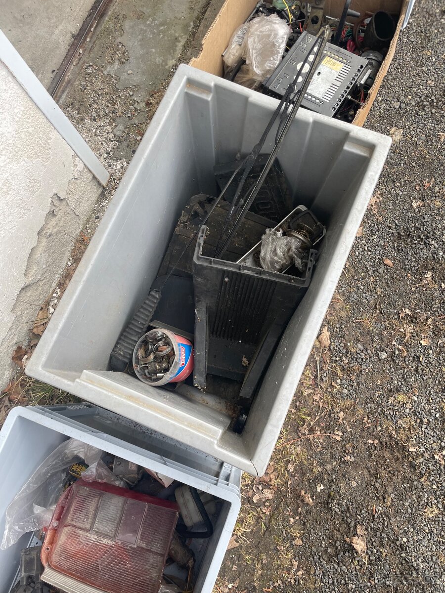 Díly Škoda 105, 120, … - 3