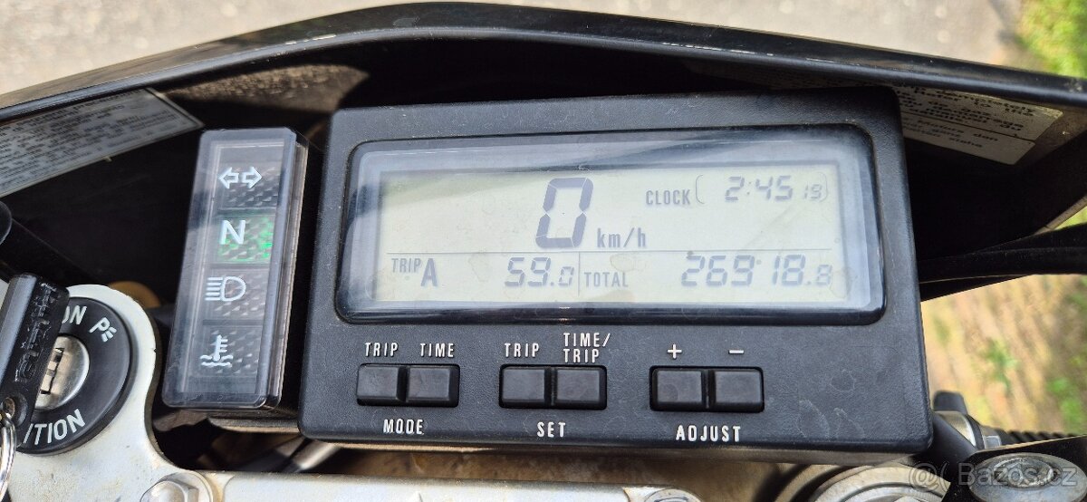 Suzuki DRZ 400 SM - 3