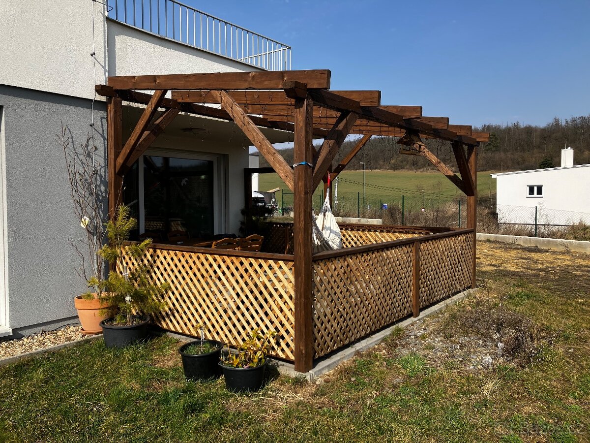 Terasa, přístřešek dřevěný. - 3