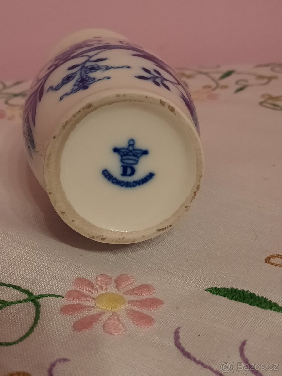 Vázička - cibulák - 3