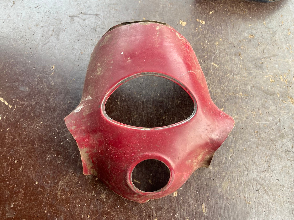 Predám vrchní maska JAWA 250 350 panelka, orezaná - 3