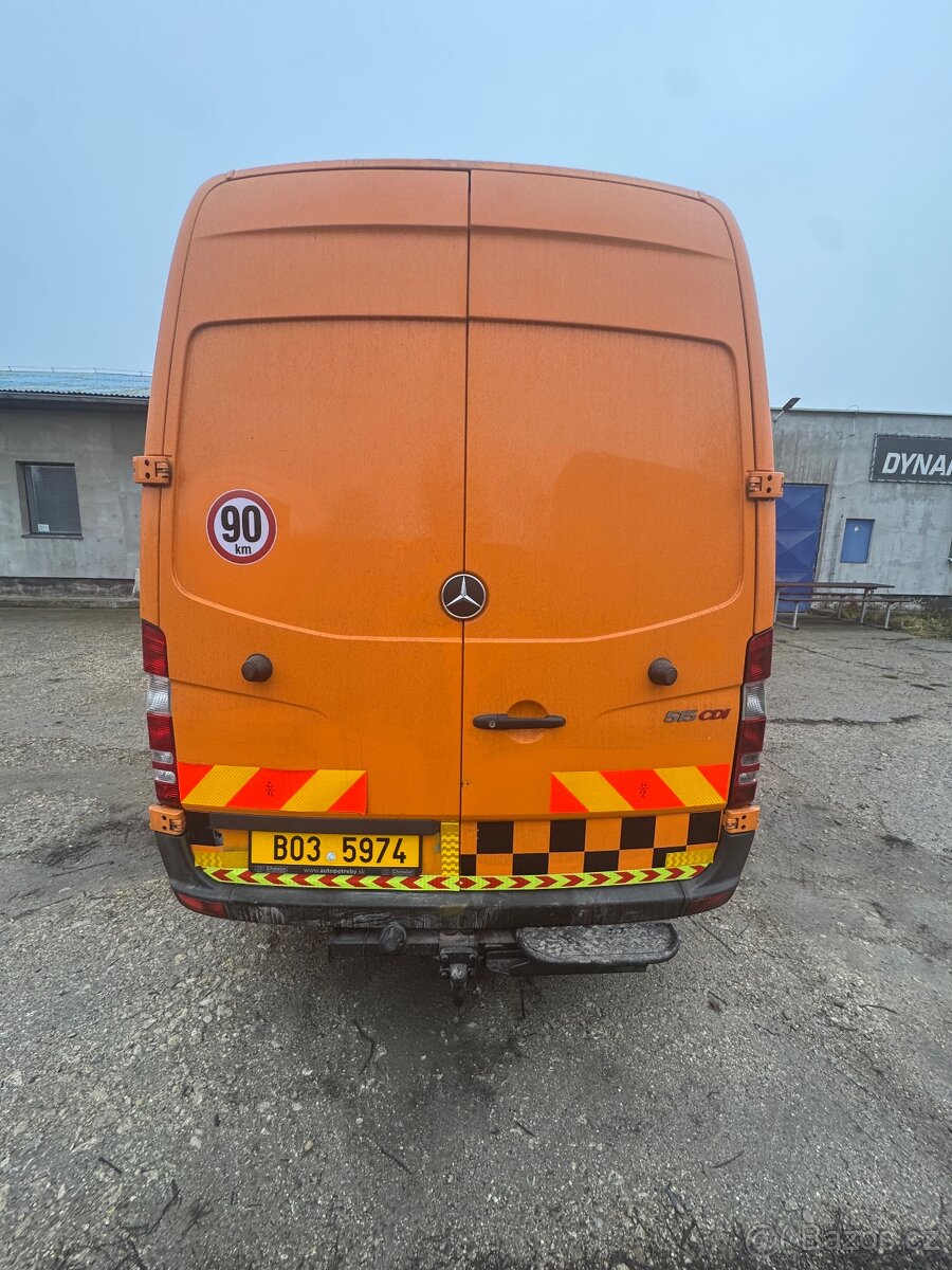 Kanalizacne vozidlo - 3