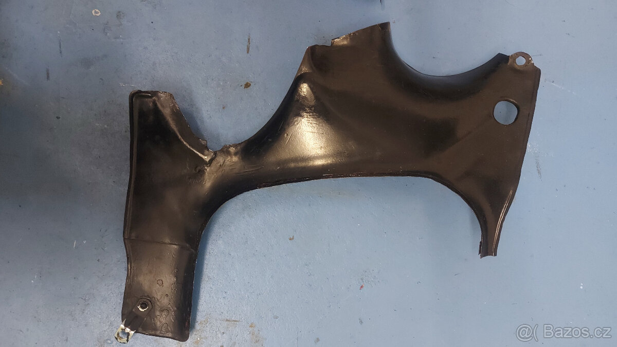 Jawa 250/559 590 Panelka SPORT podsedlové plechy (prsa) - 3