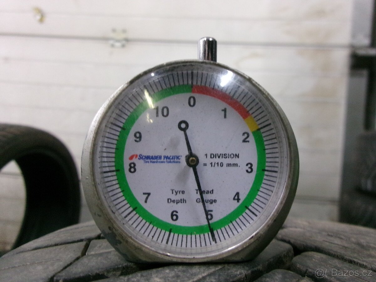 205/60 R16 MICHELIN (5mm) č.15370/b7 - 3