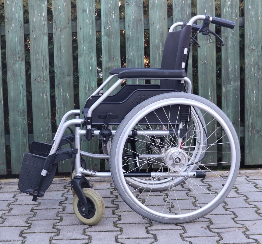 046-Mechanický invalidní vozík Meyra. - 3