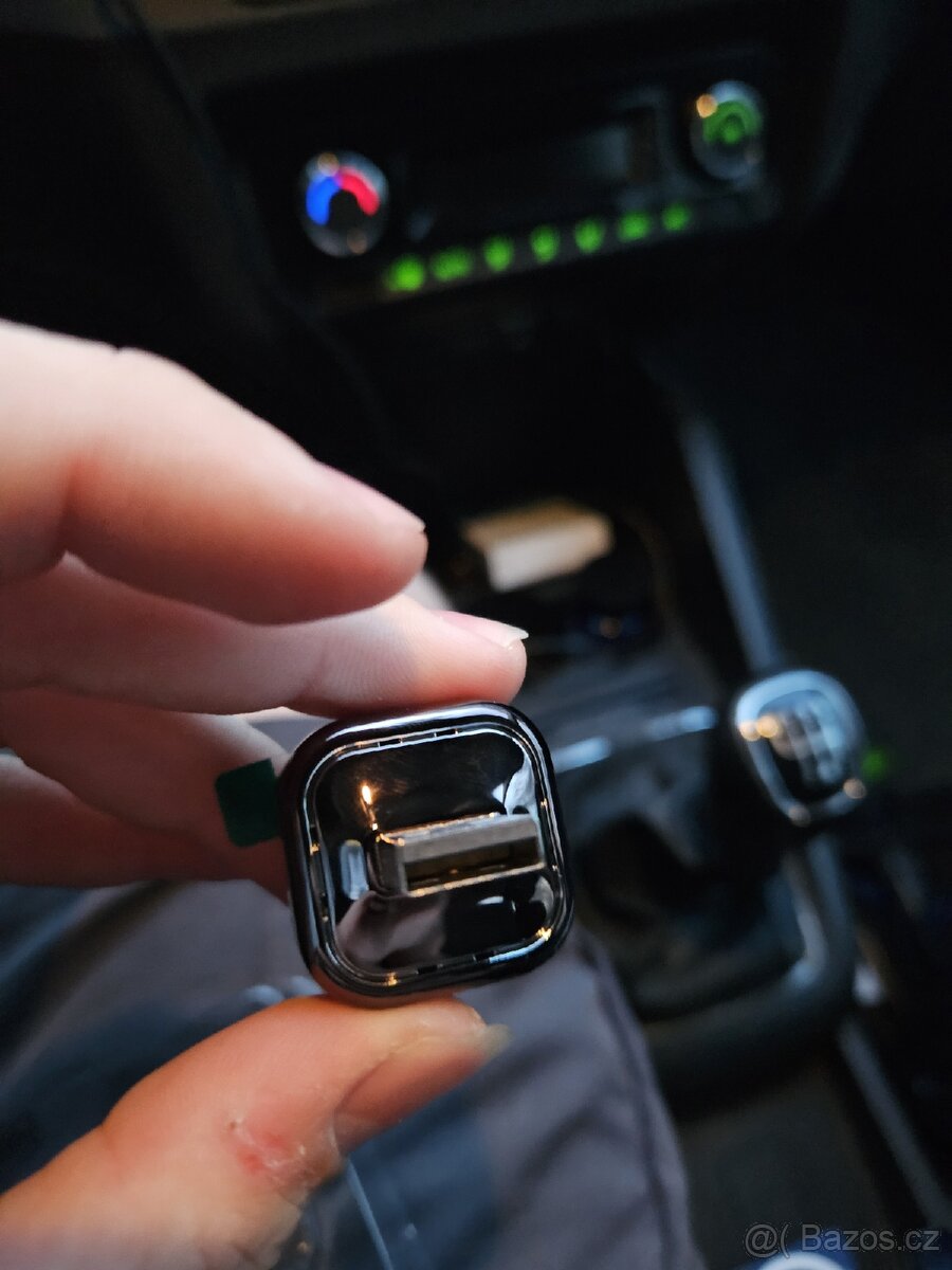 Bezdrátový carplay dongle - 3