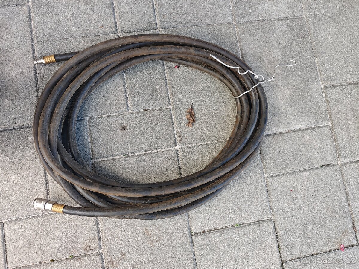 Stříkací pistole na omítku + hadice - 3