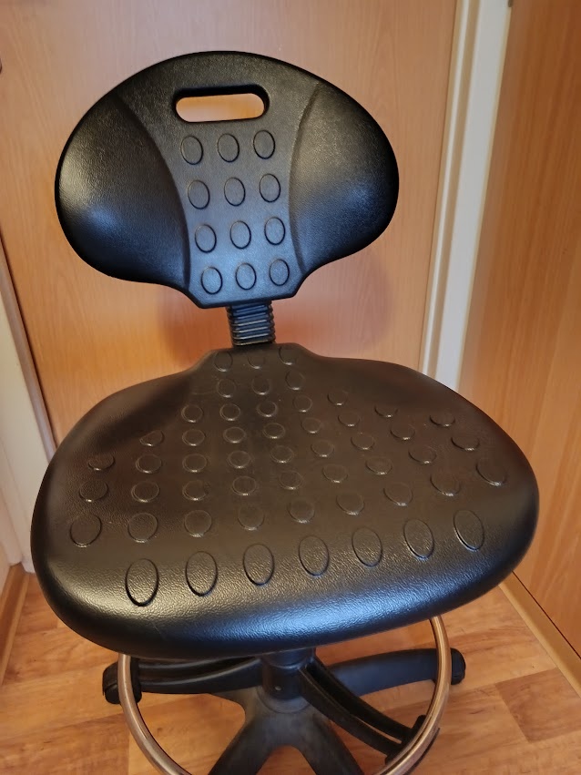 Pracovní / kancelářská židle - 3