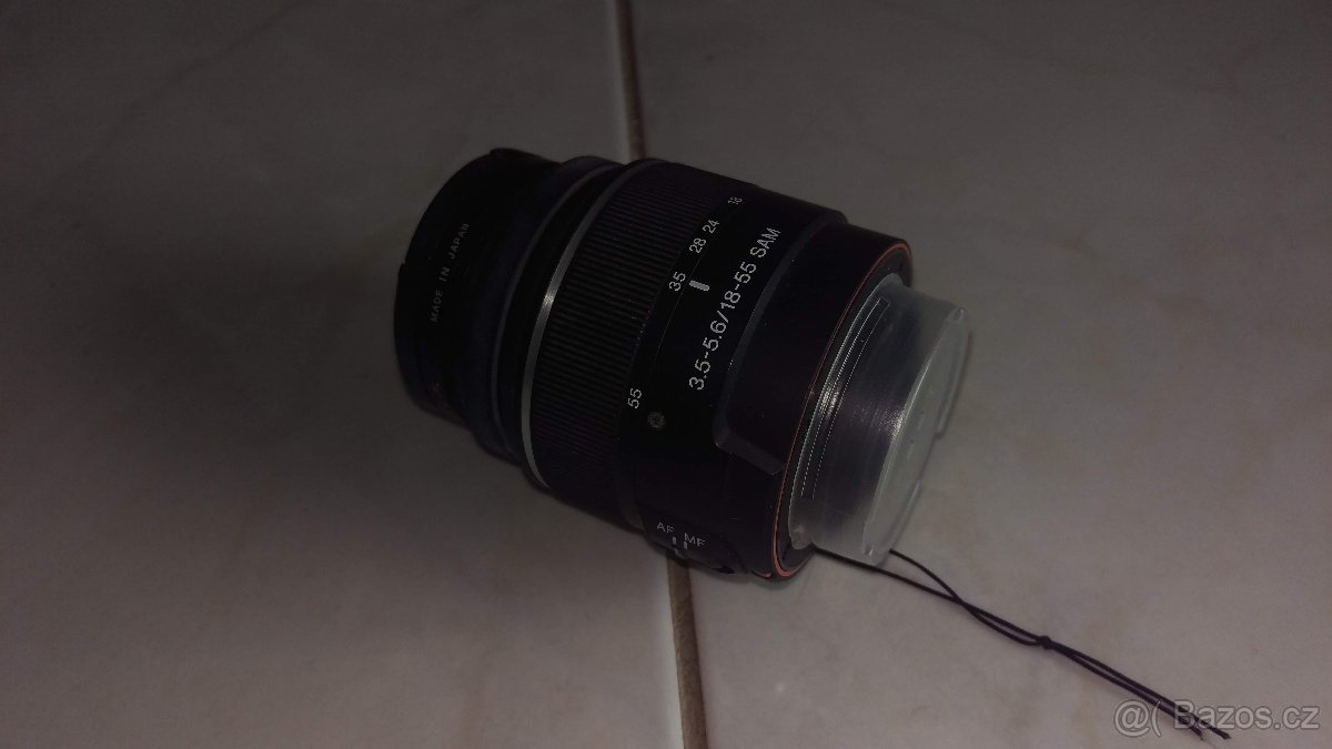 Sony alpha 500 s objektivem Sigma 1:2.8 - 4.5/17 - 70 mm - 3