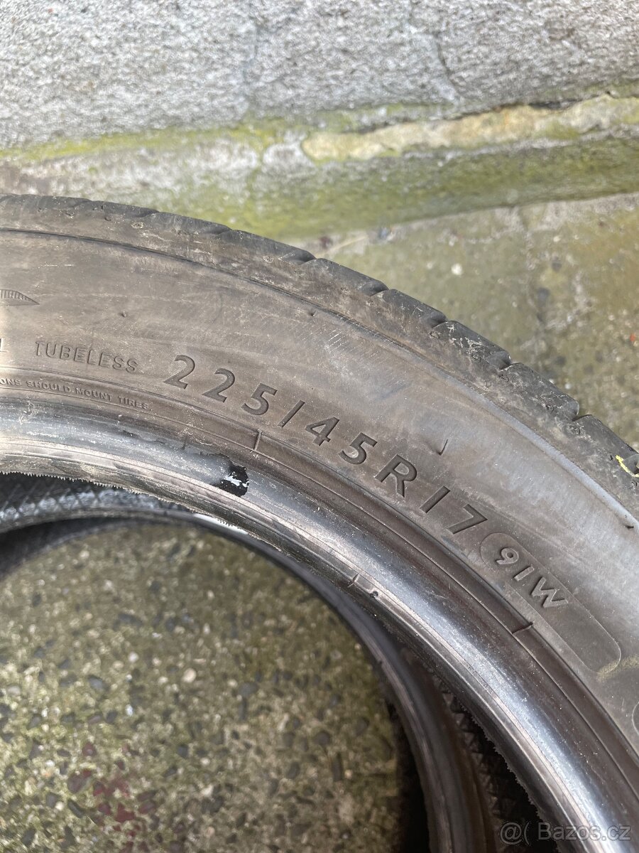 Letní pneu dunlop 225/45 r17 - 3