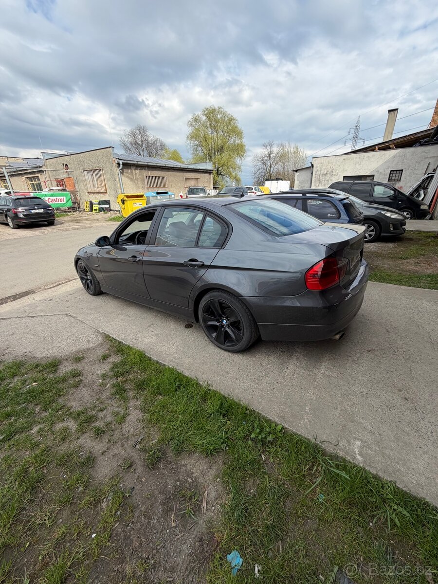 Bmw e90 320d - 3