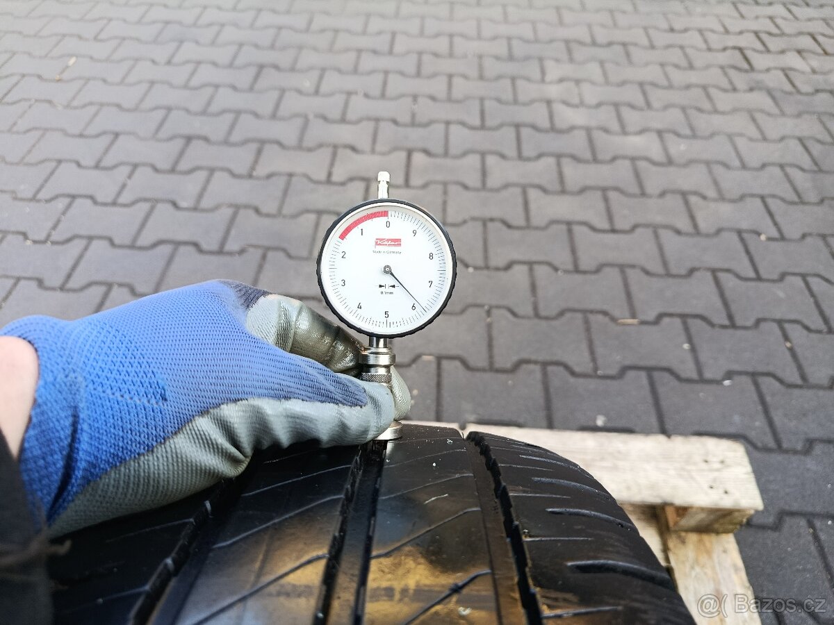 225/65/16 C michelin letní - 3