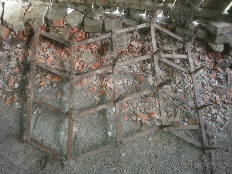 Brána - 3