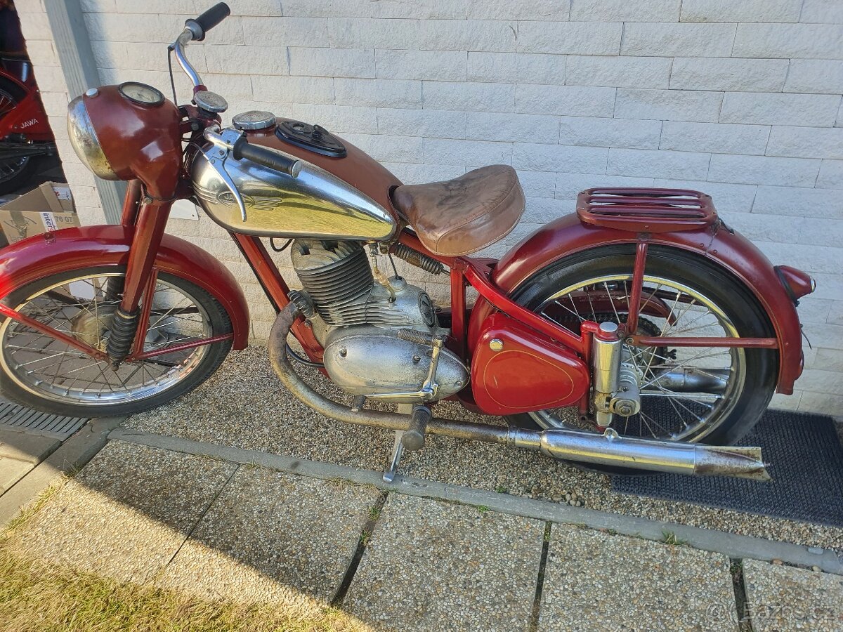 Jawa Pérák s TP - 3