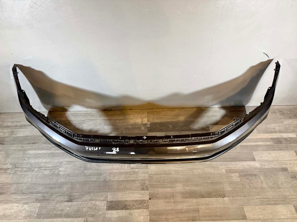 VW PASSAT B8 FACELIFT - náraznik 4xPDC - LB7R - 3G0807221E - 3