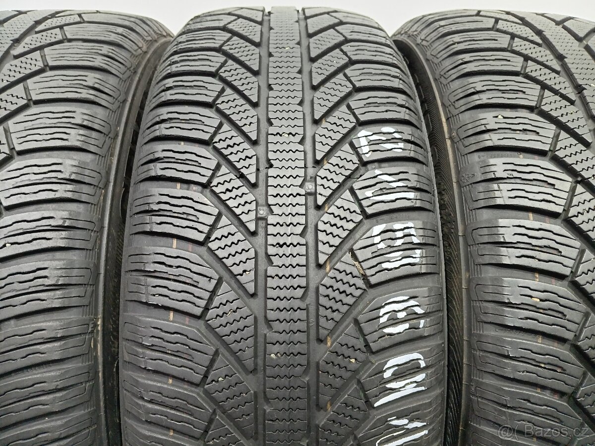 Zimní pneu 215/60/17 Semperit - 3