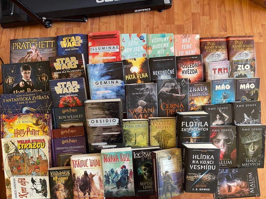 Hellboy,Jurassic Park,Sandman,Akta Illuminae,Star Wars atd - 3