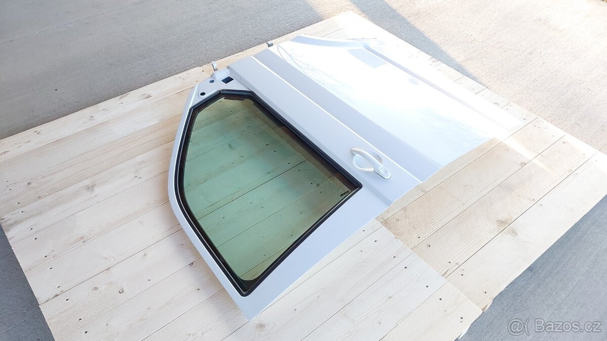 VW Transporter T5 – Dveře pravé přední bílé - 3