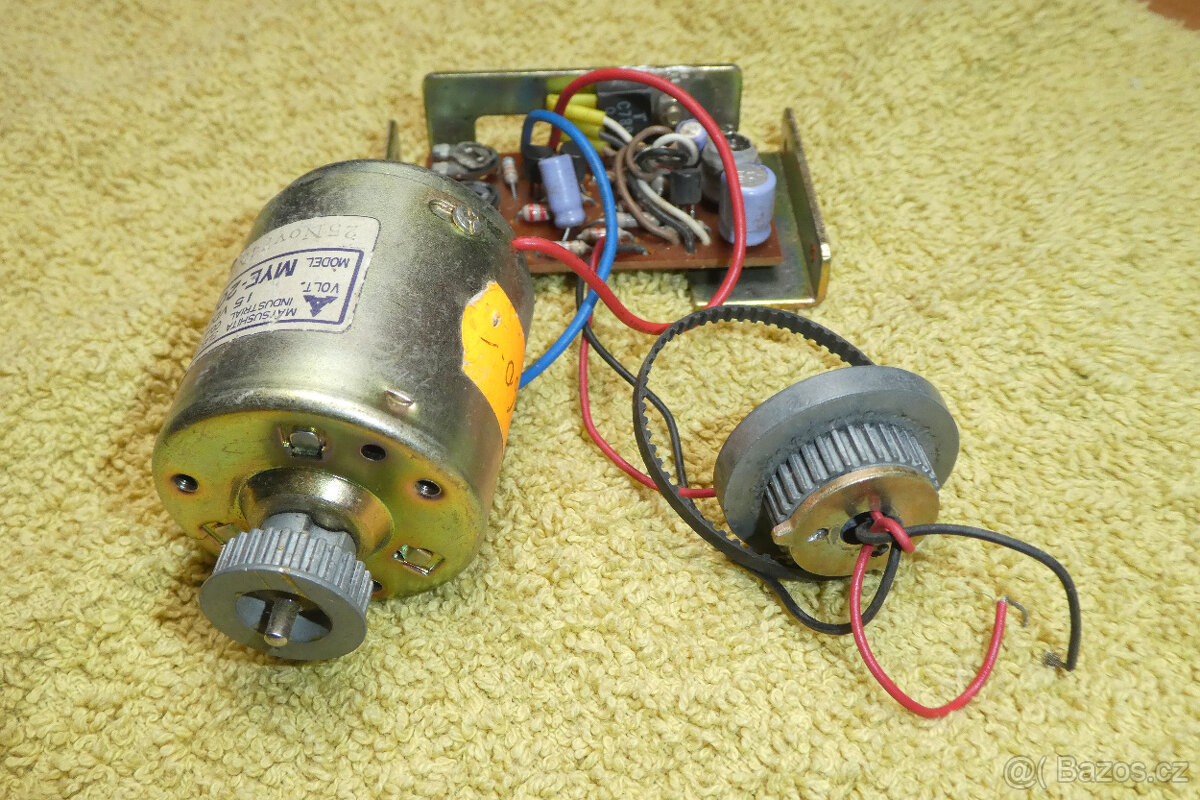 motorček Matsushita MYE-20U aj s deskou reguláce - 3