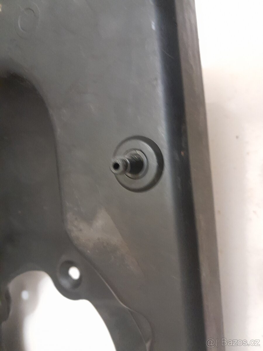 Palivová nádrž vari plast v dobrém stavu - 3