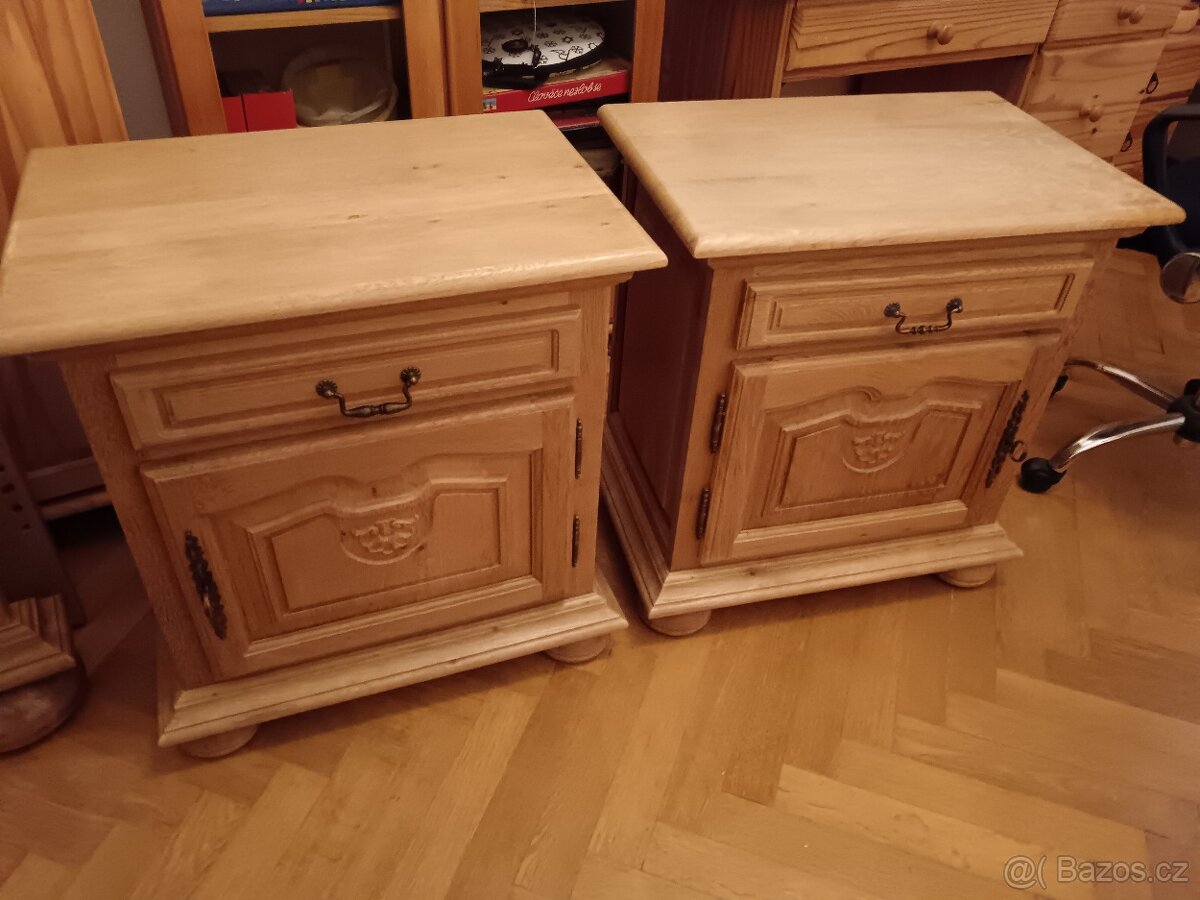 Ložnice, postele, noční stolky. Masiv dub - 3