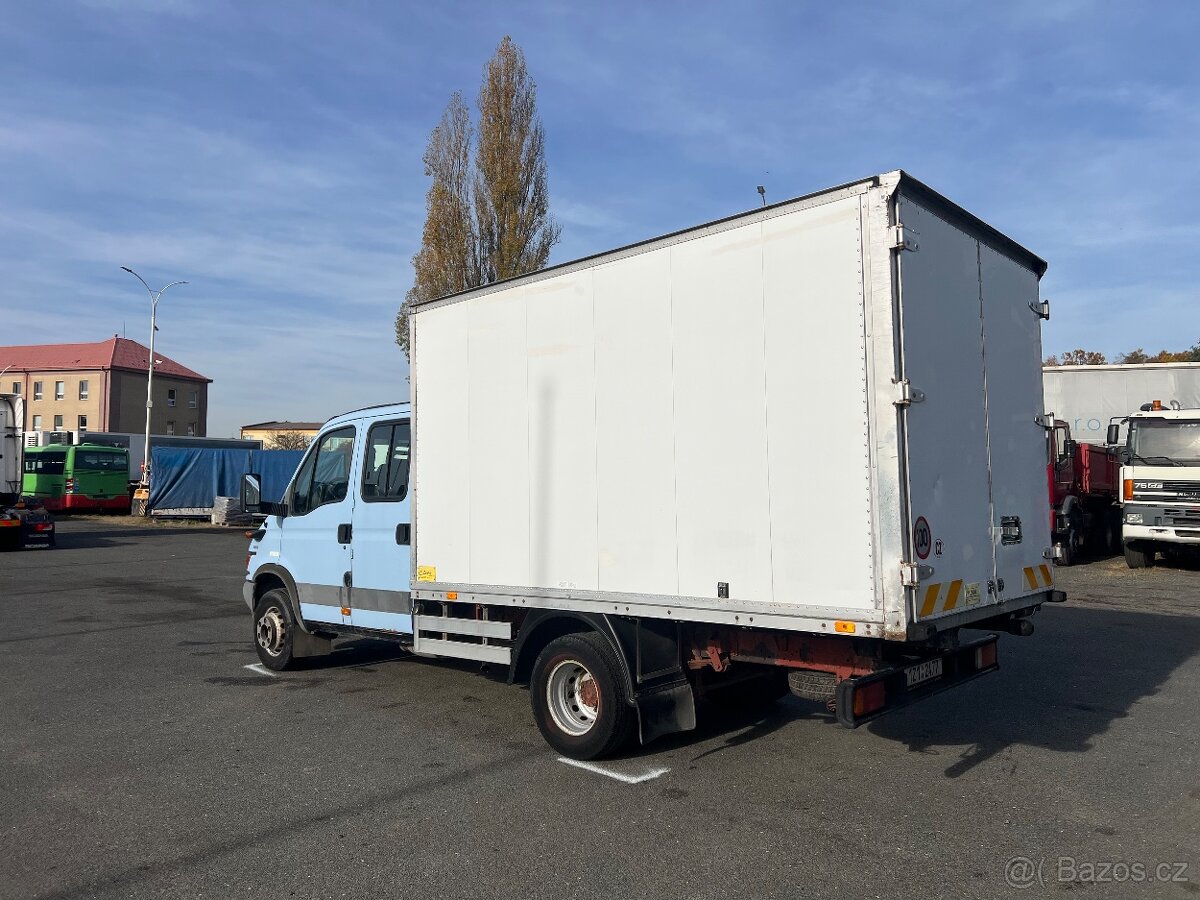 Iveco Daily 7 míst - 3