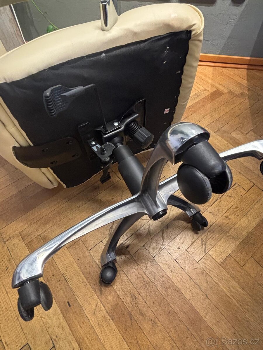 LOTUS křeslo kancelářské - 3