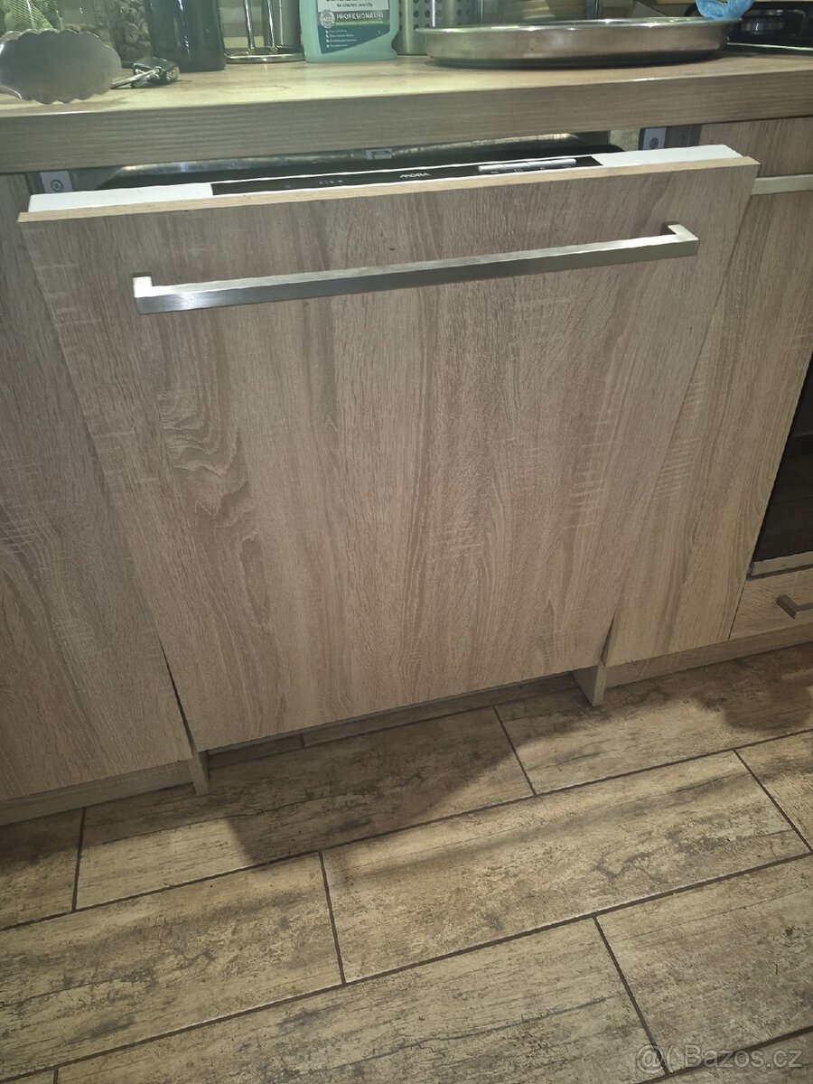 Vestavná mycka MORA IM 641 - 3